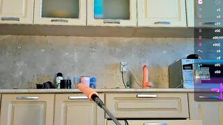 vivian_sky - Chat Latest Stream boobs curve kinky tall