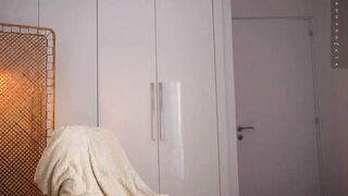 kriss0leoo - Chatr Online Stream hotwife plussize nora bbc