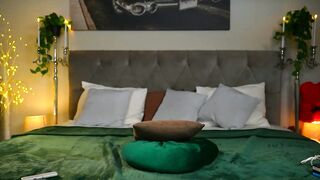 lorettelorenaa - Chatr Online Stream buttplug suck sensual curved