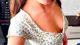 quintessencel - Chaturbate Online Stream splits balloons beauty hotwife