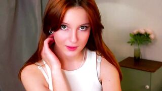 elinalisser - Chaturbate Stream eighteen pussyhairy Webcam snapshot blueeyes