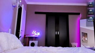 lilyvibe - Chaturbate Stream Webcam snapshot socks feetshow fit