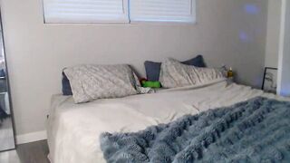 zoeemonroe - Live Chaturbate bi curlyhair shorthair little