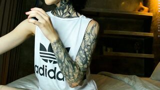 uwu_eva - Live Chaturbate Video stream nakedshow bigeyes fuckmachine