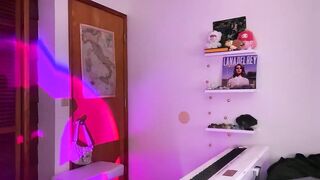 averyyy333 - Live Chaturbate maid tall tanlines tender