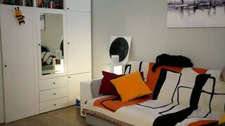 _blackbee_ - Live Chaturbate skinny armpit lesbians finger