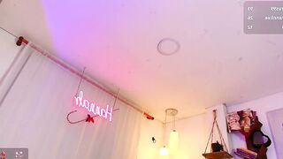 hannah_lovee - Live Chaturbate flex booty armpits spanks