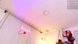 hannah_lovee - Live Chaturbate flex booty armpits spanks