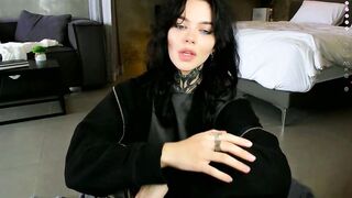 uwu_eva - Live Chaturbate pvtopen exhibitionist hairyarmpits small