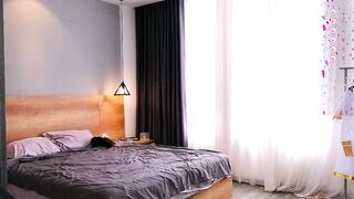 holliwould_ - Live Chaturbate perkytits come elegant little