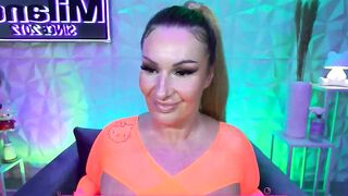 tamaramilano - Live Chaturbate shirt tattoo creamy pussyhairy