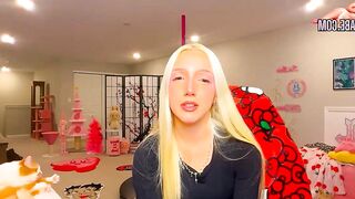 riababe - Live Chaturbate masturbation interactive foot creampie