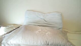 milana_neww - Live Chaturbate maid daddysgirl fingers bigboob