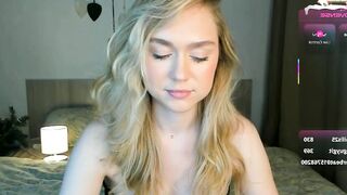 vanessa_maes - Live Chaturbate jerkingoff blonde cut teengirl