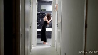 NEW Onlyfans Rossa Vaxx 18 Year Old Blonde Gets Her First Big Dick From Her Step brother porn