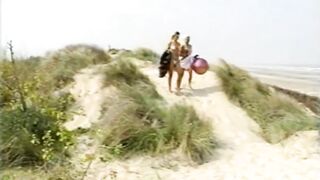 Silver Forrest Sascha Classic Lesbian Lovers lesbian sexywomen eurosluts dutch busty licking kissing desire passion classic vintage 90s