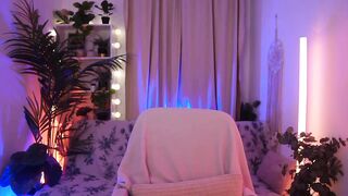 Anna_Leah - Porn Video [Myfreecams]: fingering, stunning posterior, dildo fucking