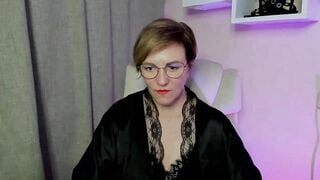 EroticFELIZIA - Porn Video [Myfreecams]: vibrant personality, toned silhouette, sensuous surrender