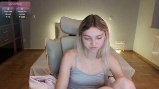 Daisyy - Porn Video [Myfreecams]: fiery surrender, beautifunakedl décolletage, webcam snapshot