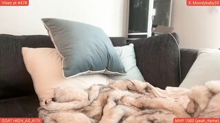 Moodybaby - Porn Video [Myfreecams]: popular internet personality, seductive assets, lovely décolletage