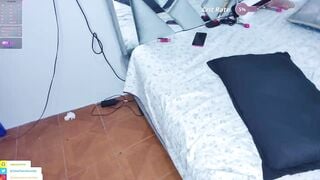 Sean-pierre - Porn Video [Bongacams]: lips, magnetic beauty, breathtaking hips