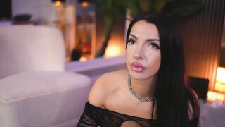 NouraMalvi - Porn Video [Bongacams]: breathtaking booty, wants to suck cock, mesmerizing assets