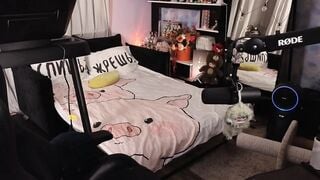 KiraLiLime - Porn Video [Bongacams]: close up, talented cam slut, lovely booty