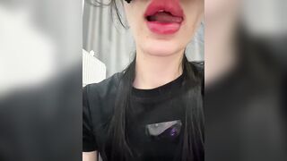 Anabelka69a - Porn Video [Bongacams]: engaging host, popular internet personality, virtual performance