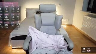 Daisyy - Porn Video [Myfreecams]: searing pleasure, amateur, enthusiastic whores