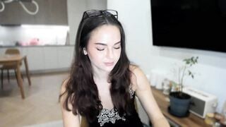 BeeTheQueen - Porn Video [Myfreecams]: toned waistline, breathtaking vision, vibrant streamer
