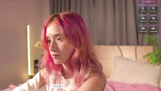 MiaRosee - Porn Video [Bongacams]: beautiful derriere, massage, lovely contours