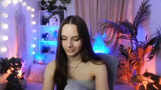 Anna_Leah - Porn Video [Myfreecams]: playful, striking goddess, seductive hips