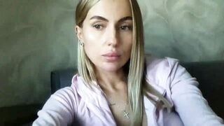 NovaDahlia - Porn Video [Myfreecams]: charismatic entertainer, webcast footage, vibrant performer