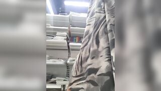DIVORA - Porn Video [Bongacams]: voluptuous décolletage, charming performer, seductive frame