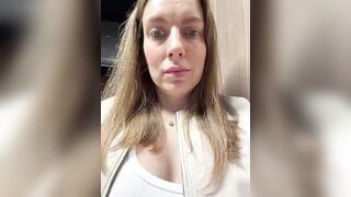 Incredible123 - Porn Video [Bongacams]: captivating cam slut, pretty face, recorded interaction