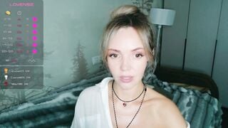 Kissz - Porn Video [Bongacams]: lively cam slut, breathless chemistry, surprise