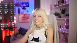 Lucy_Cutie - Porn Video [Myfreecams]: flawless shape, suck dick, naked chest