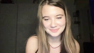 Elvira - Porn Video [Myfreecams]: energetic content creator, handjob, captivating buttocks