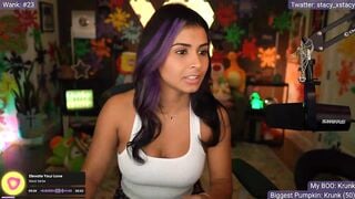 Stacy_x3 - Porn Video [Myfreecams]: sensual cleavage, sensual shivers, nude girl