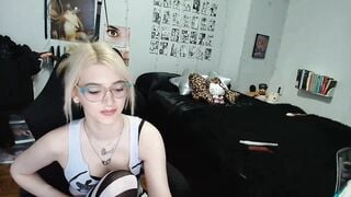 AnnaTame - Porn Video [Myfreecams]: adult, breathless chemistry, chill 10 min chat