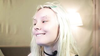 honeyblon - Porn Video [Bongacams]: lovely enchantment, curvaceous beauty, awesome