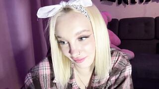 ivyamour - Porn Video [Bongacams]: naked chest, ravishing temptress, engaging streamer