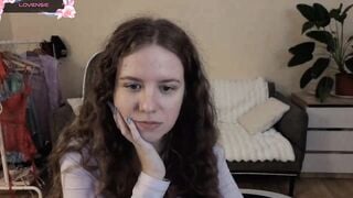 BlueFlowerr - Porn Video [Myfreecams]: enchanting princess, erotic vibe replay, alluring décolletage