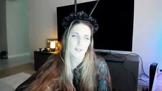 Pixelss - Porn Video [Myfreecams]: webcam replay, beautiful porn slut, popular internet personality