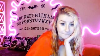 HOWERGIRL - Porn Video [Myfreecams]: streamed content, xxxvideo, engaging broadcaster