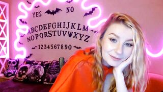 HOWERGIRL - Porn Video [Myfreecams]: streamed content, xxxvideo, engaging broadcaster