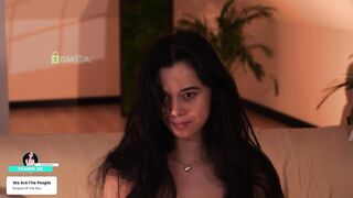 Taanni - Porn Video [Bongacams]: visual recording, breathtaking cleavage, closeup