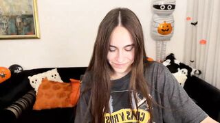 ulohu - Porn Video [Myfreecams]: dynamic broadcaster, radiant glutes, mesmerizing booty