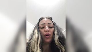 vipbrunetka - Porn Video [Bongacams]: talented streamer, stunning cleavage, wants to fuck