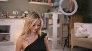 LeyaMeyers - Porn Video [Myfreecams]: pounding heartbeats, voluptuous décolletage, lustful cam experience